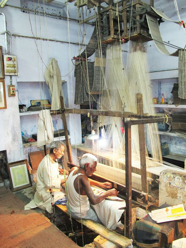 Saree Weaving and Sustainability: How Handloom Supports Eco-Friendly Fashion