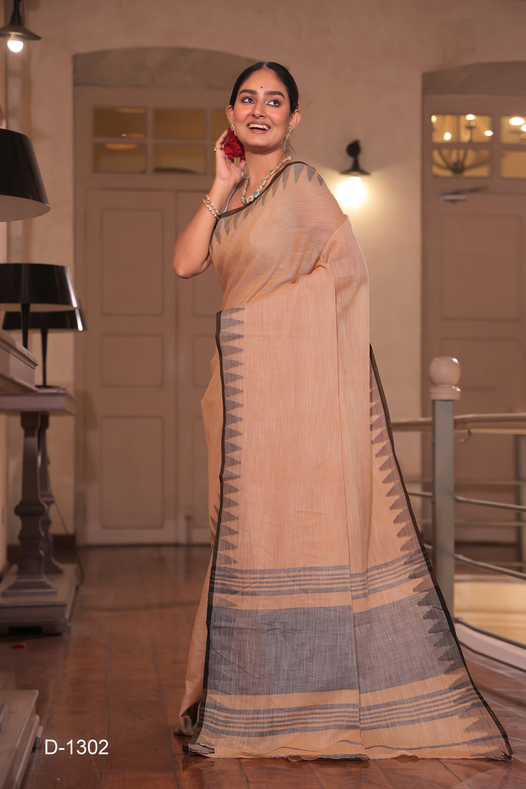 Rupashri Pure Linen Saree