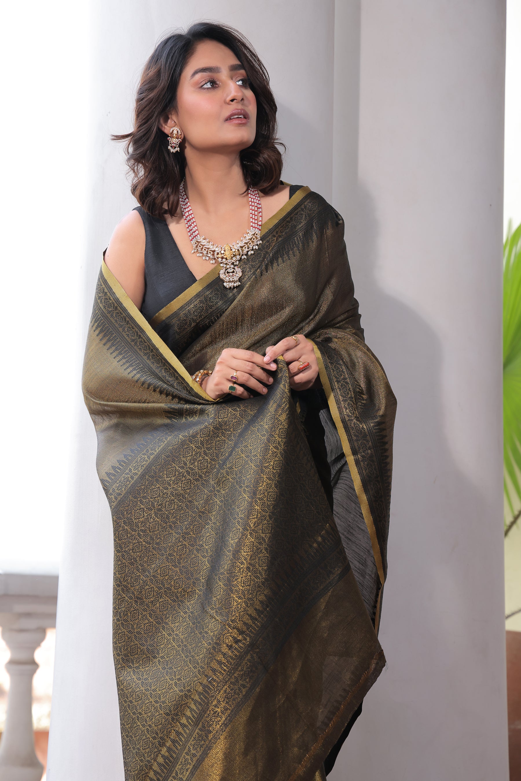 Linen Tissue Silk Saree with Handloom Style Pallu & Weaving Border
