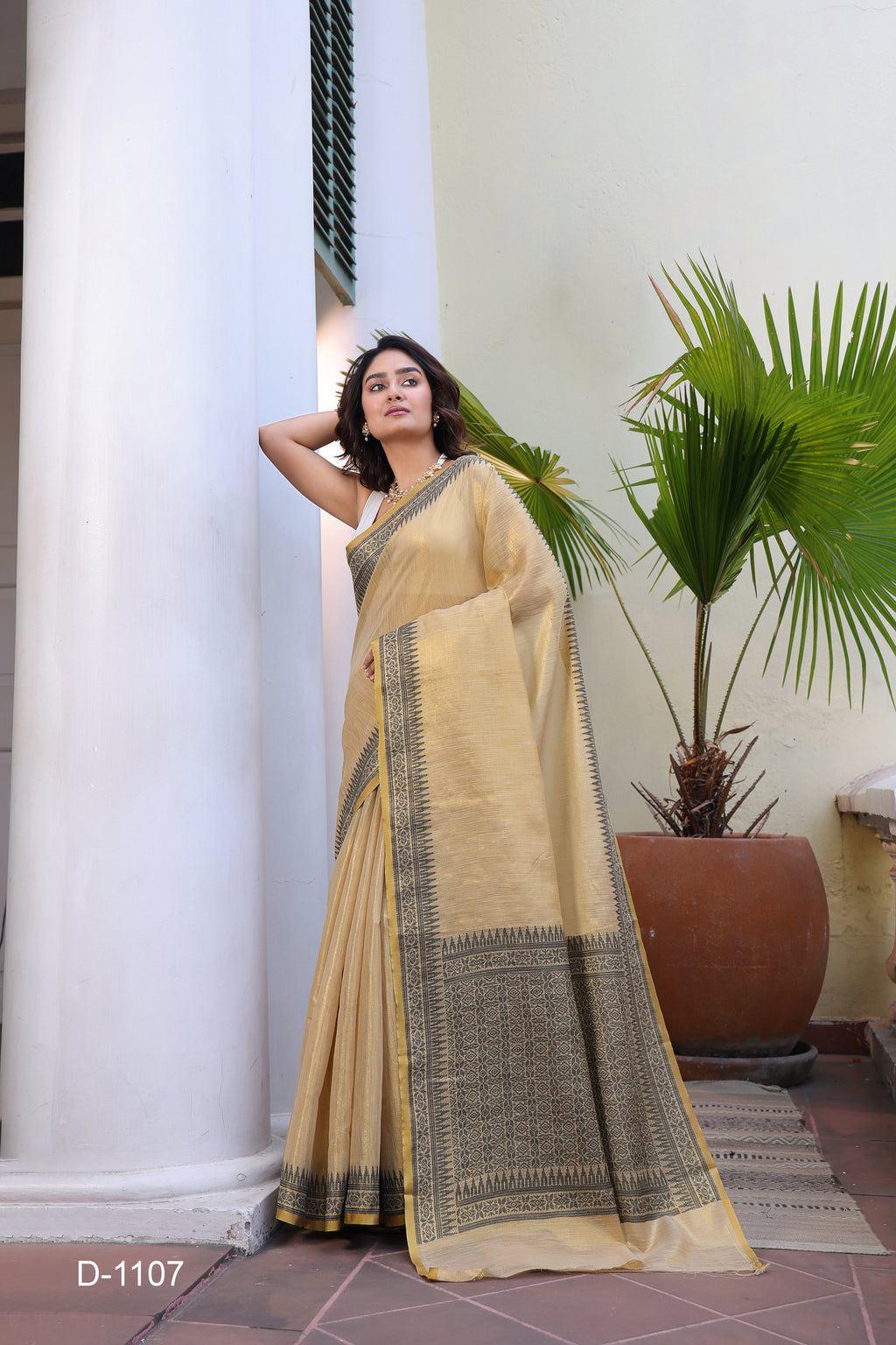 Tissue Silk Saree with Handloom Style Pallu & Weaving Border