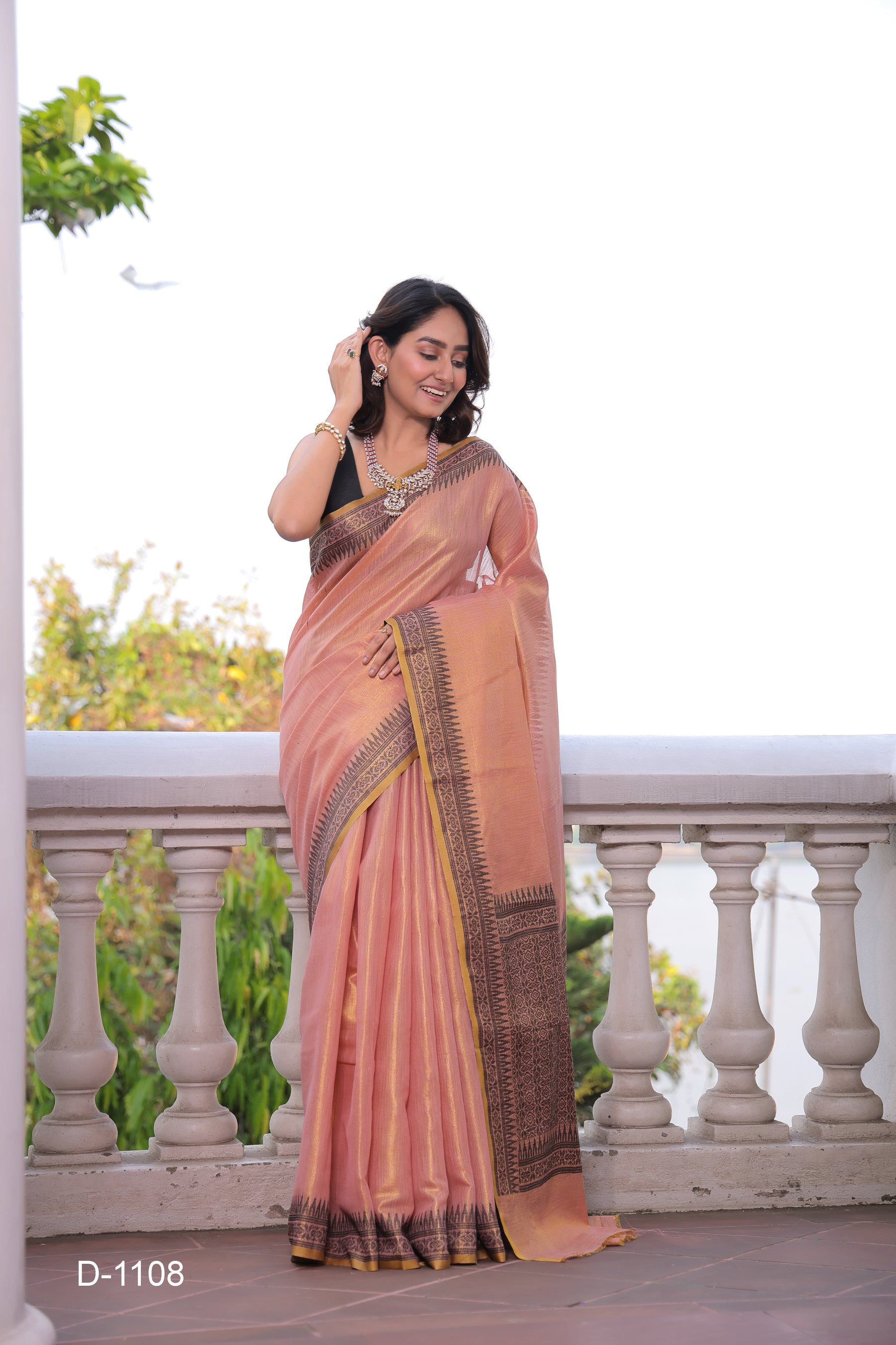 Linen Tissue Silk Saree with Handloom Style Pallu & Weaving Border