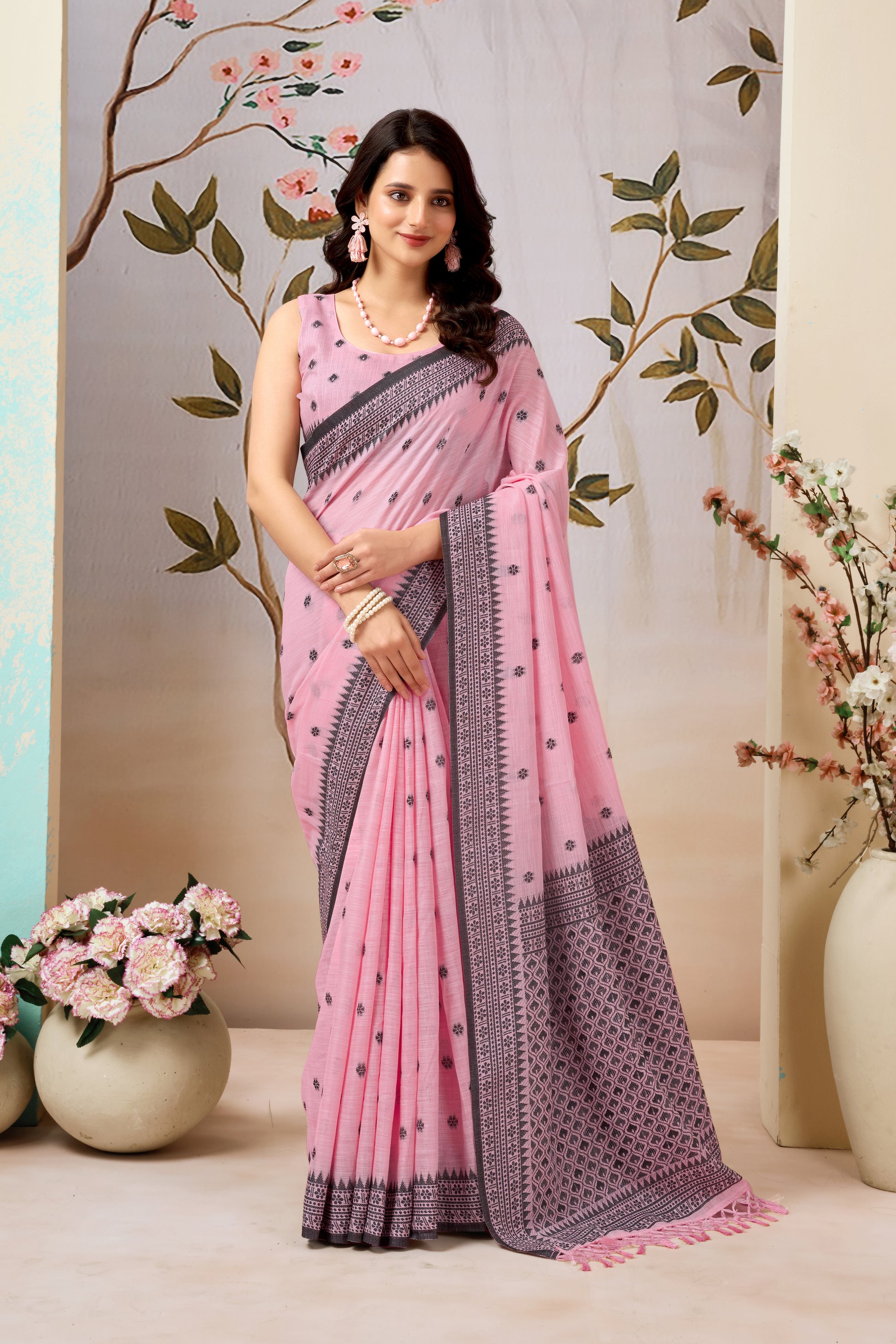 Pure Linen Saree – Effortless Elegance for Everyday Wear