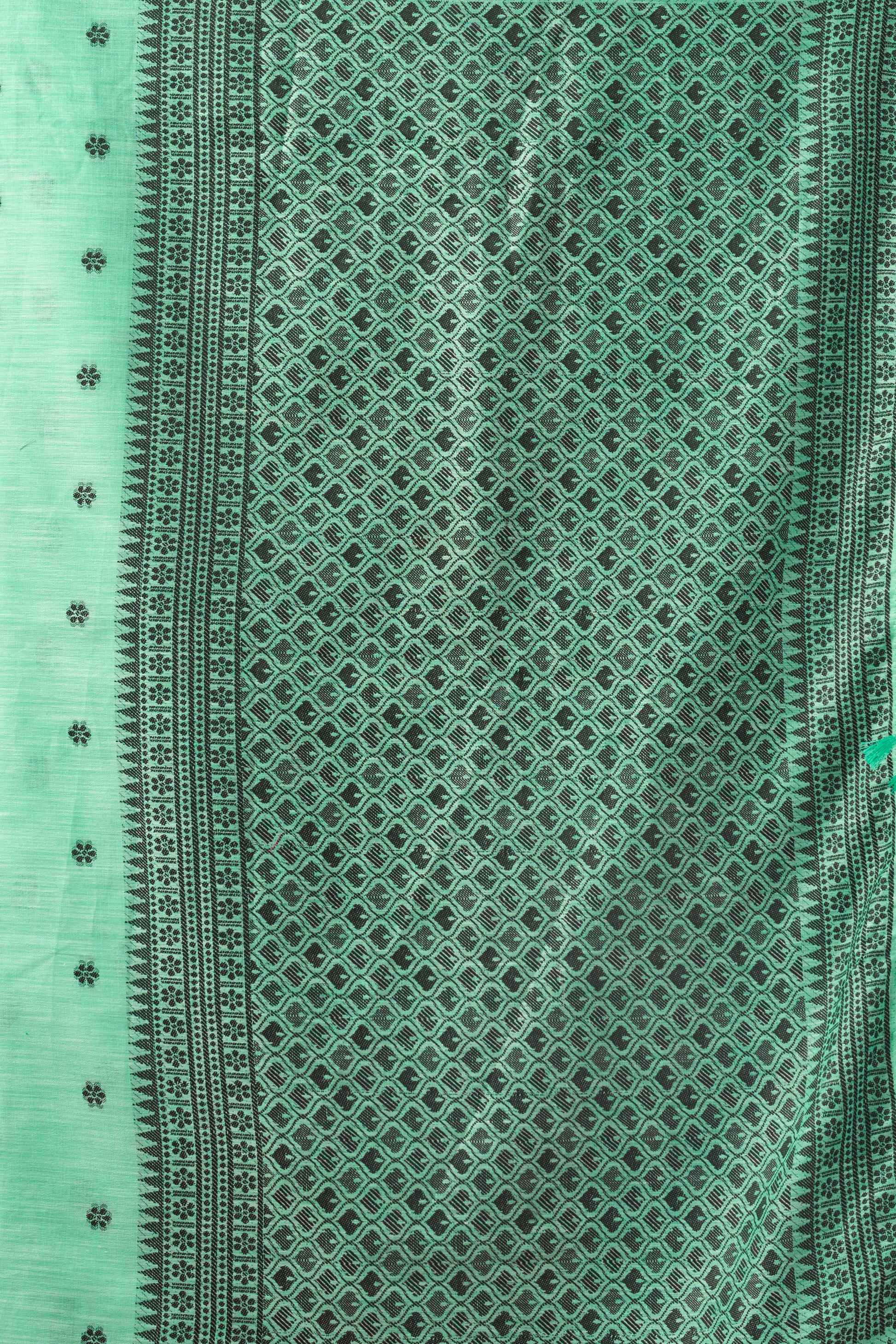 Pure Linen Saree – Effortless Elegance for Everyday Wear