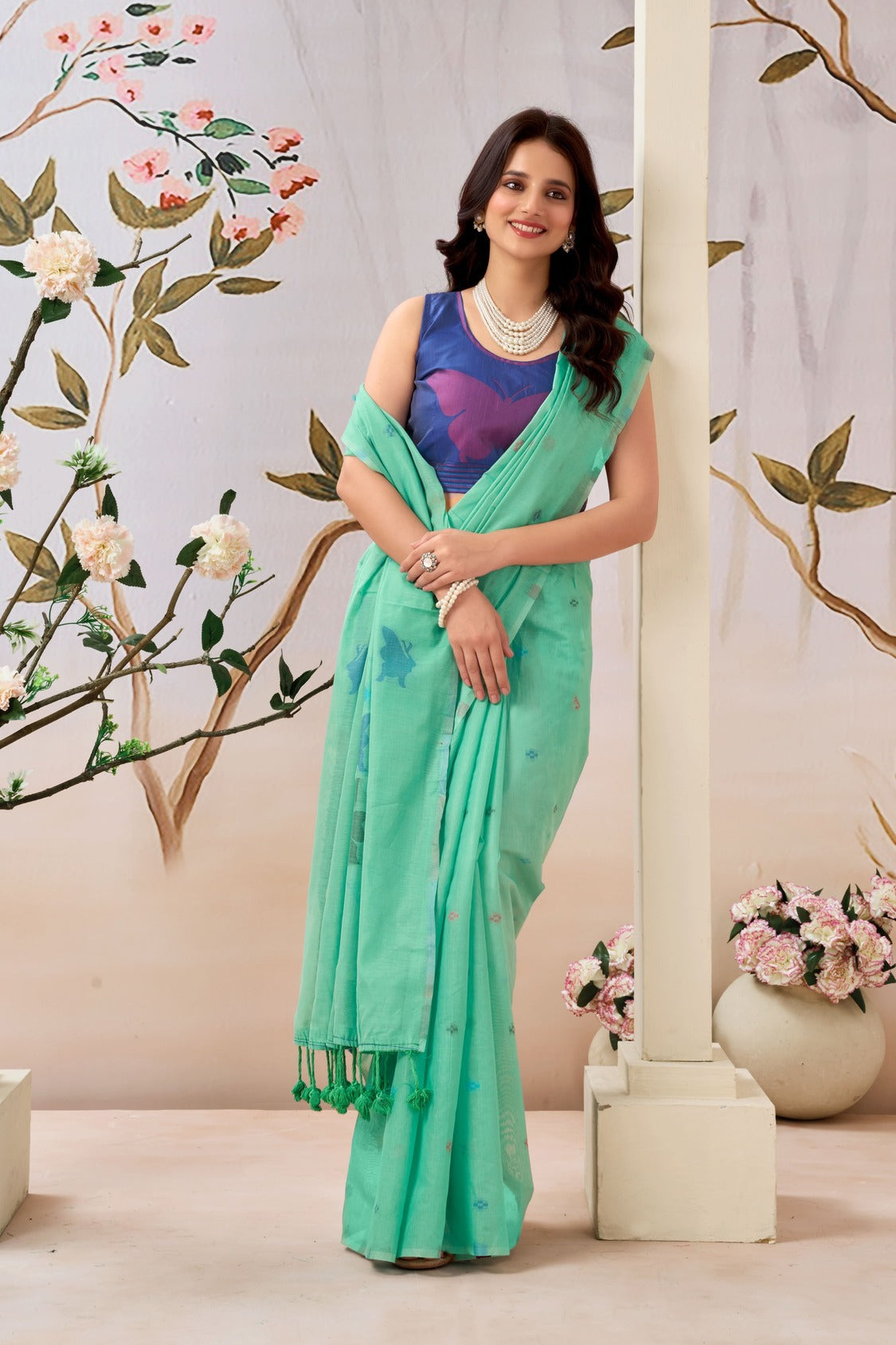 Pure Mul Cotton Handloom Saree with Butterfly Weave