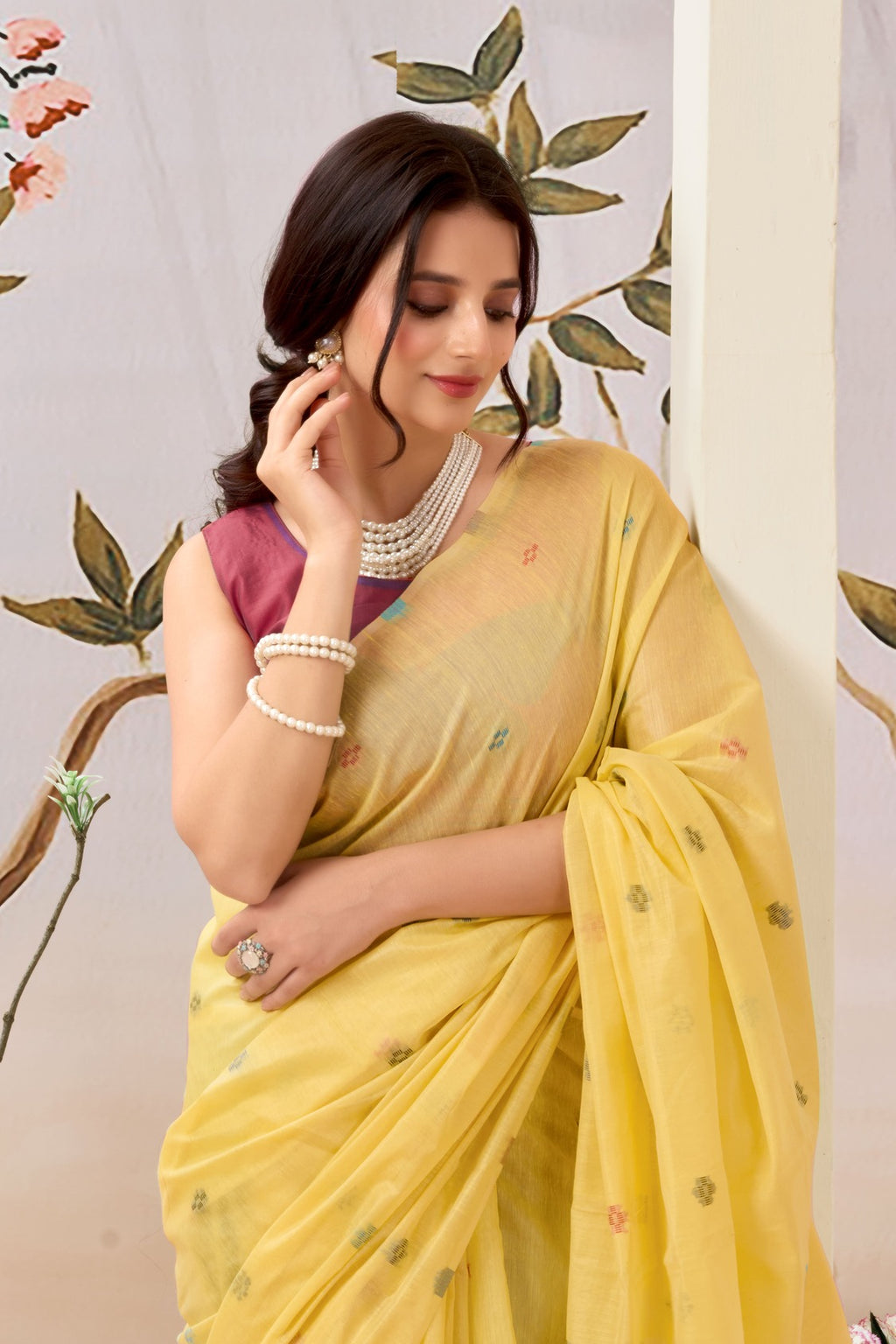 Pure Mul Cotton Handloom Saree with Butterfly Weave