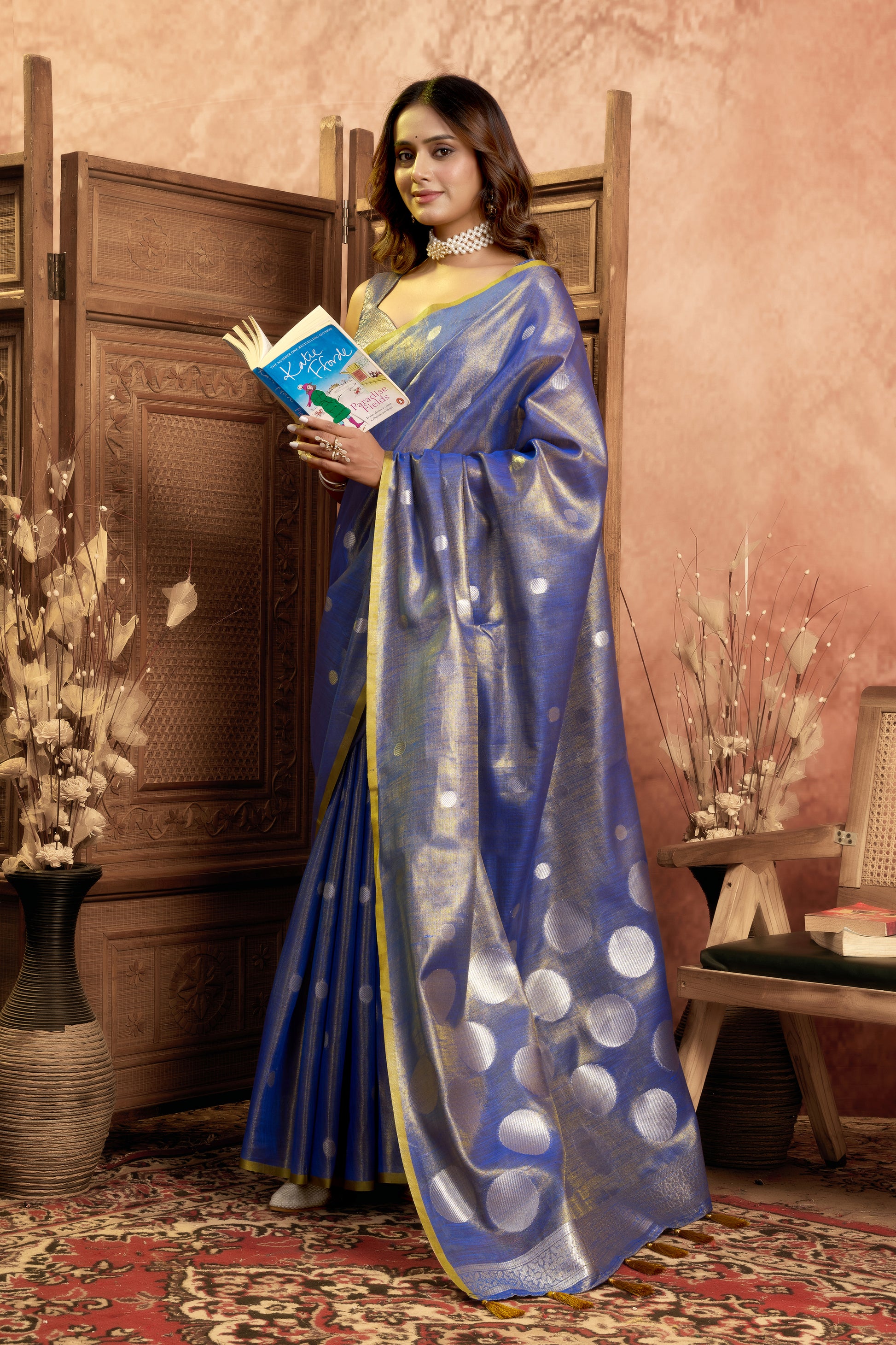 Pure Linen Silk Saree with All-Over Pola Weave & Detailed Pallu Border