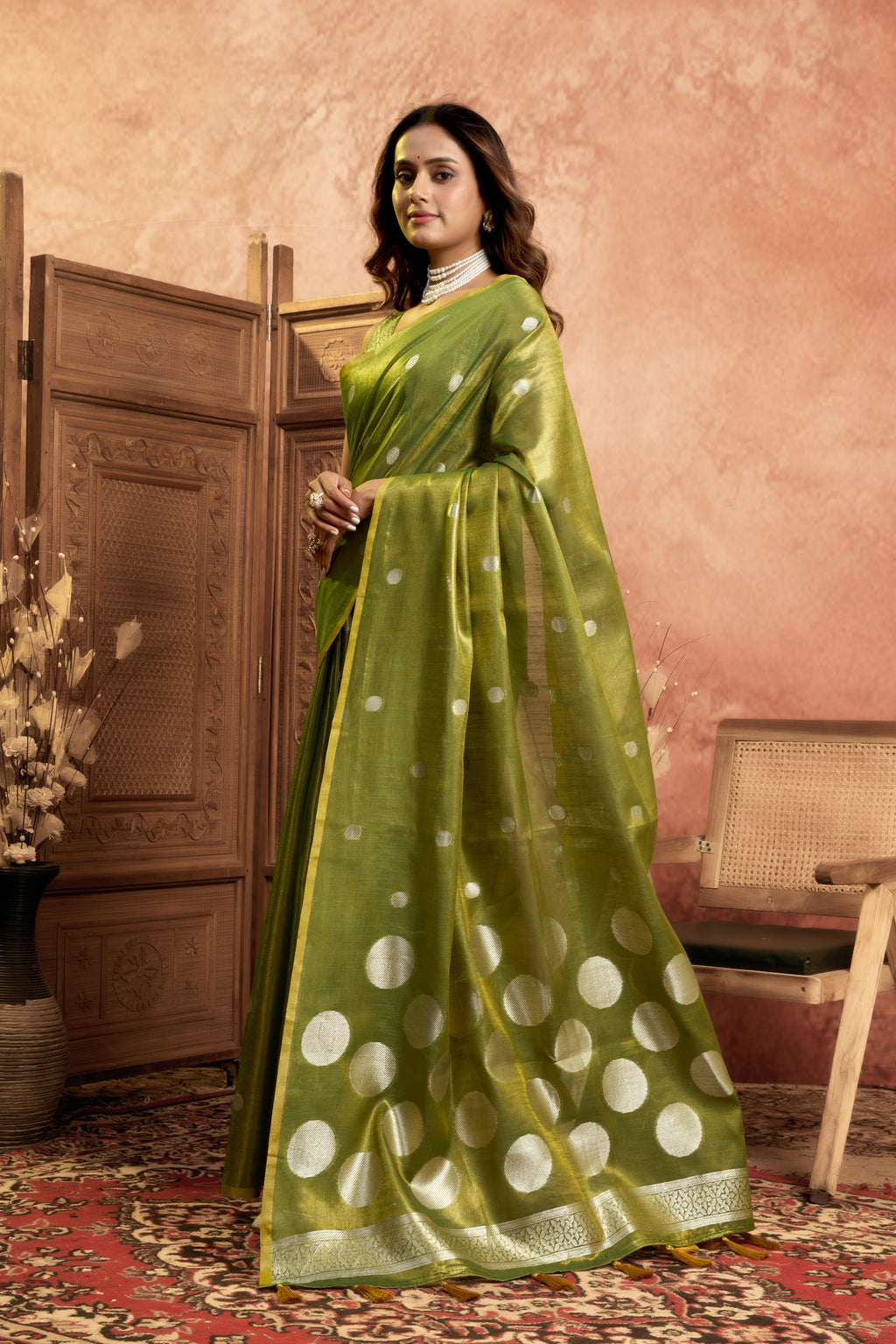 Pure Linen Silk Saree with All-Over Pola Weave & Detailed Pallu Border