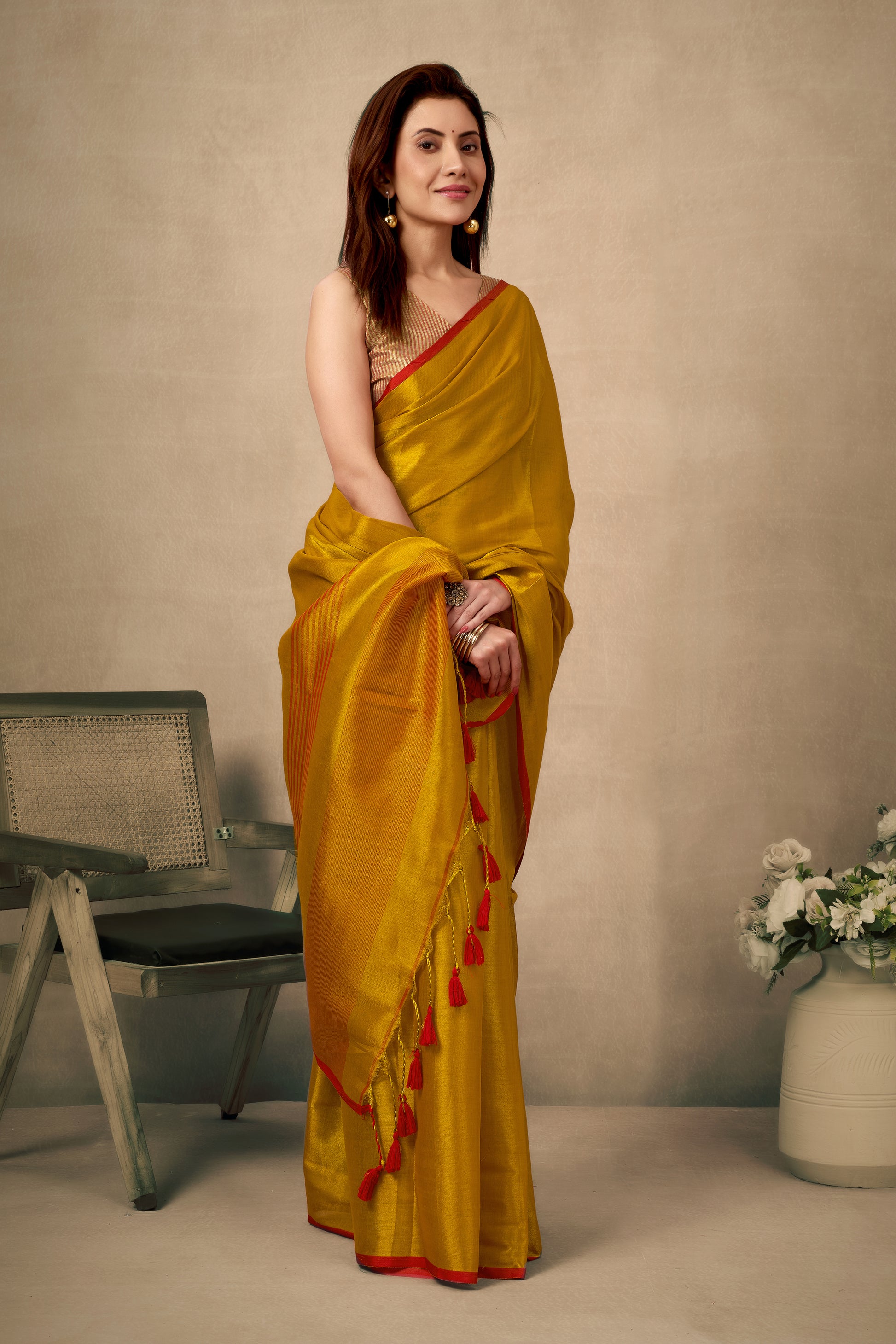 Pure Tissue Silk Saree with Contrast Weave Pallu & Border
