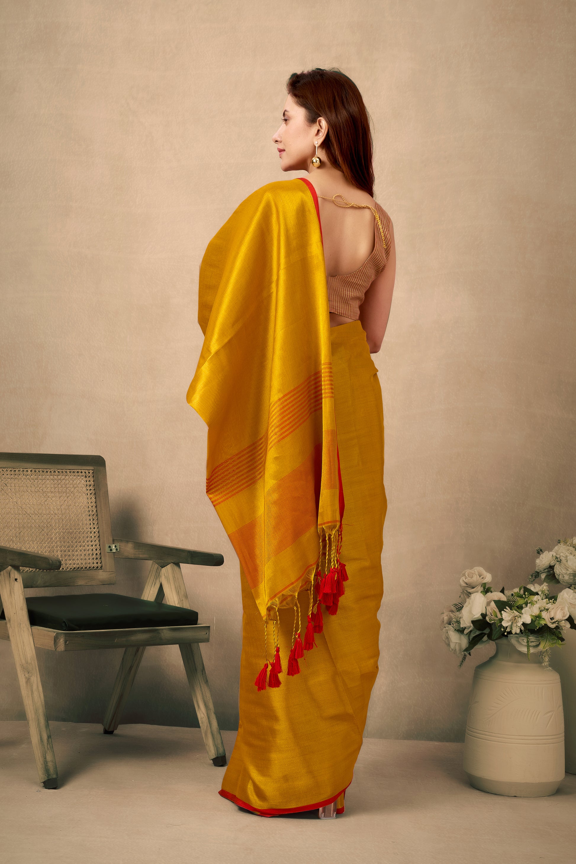 Pure Tissue Silk Saree with Contrast Weave Pallu & Border
