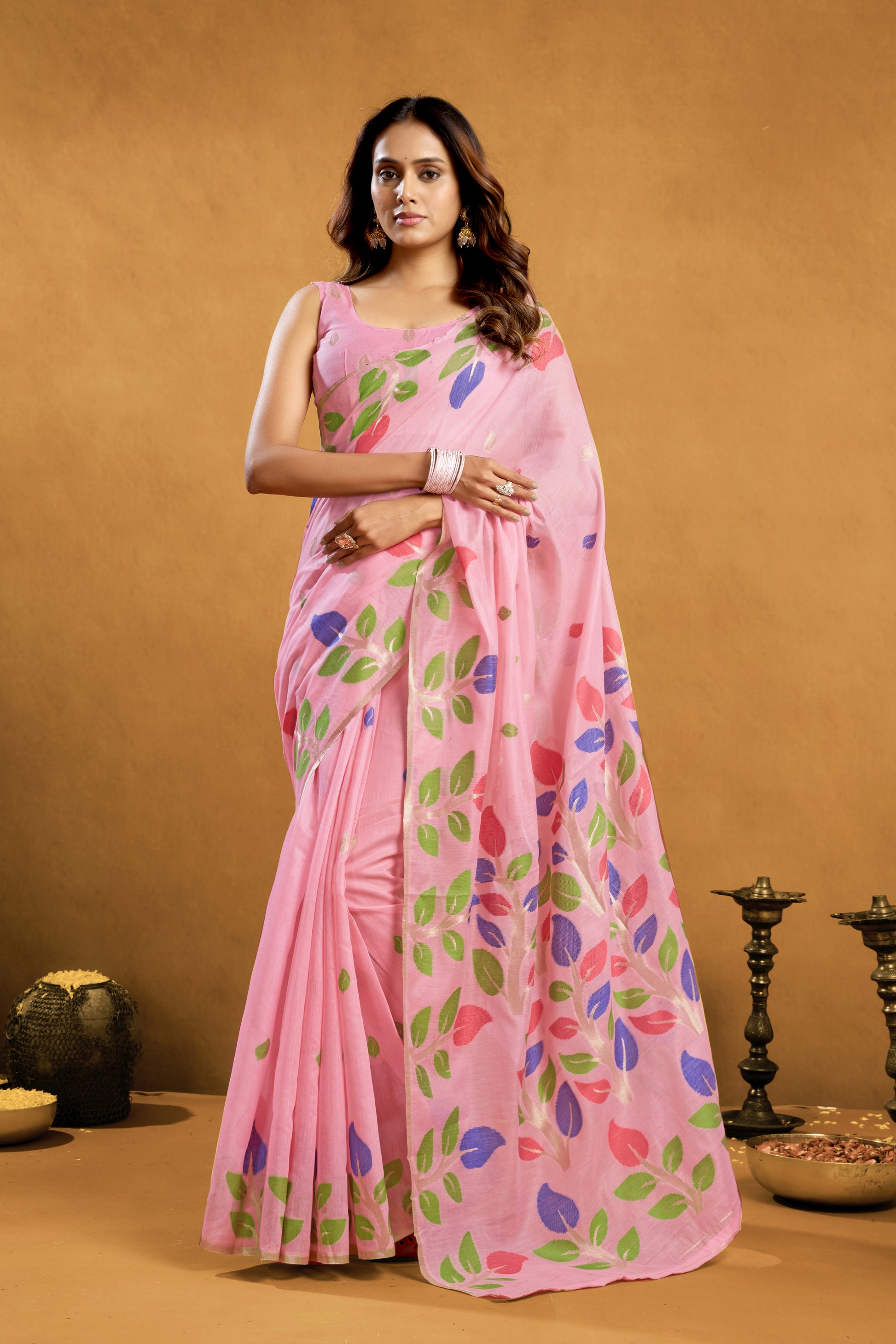 Pure Cotton Spun Floral Jamdani Weave Saree