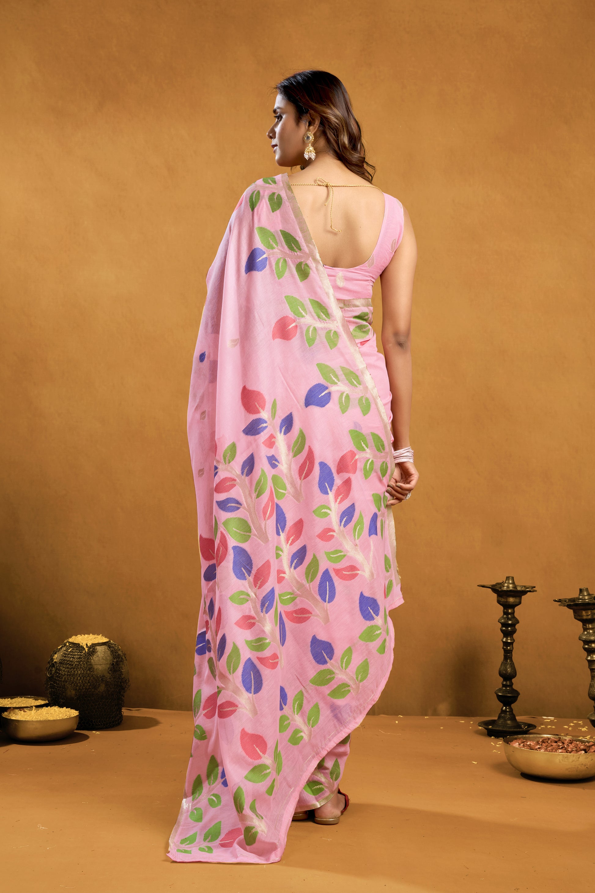Pure Cotton Spun Floral Jamdani Weave Saree