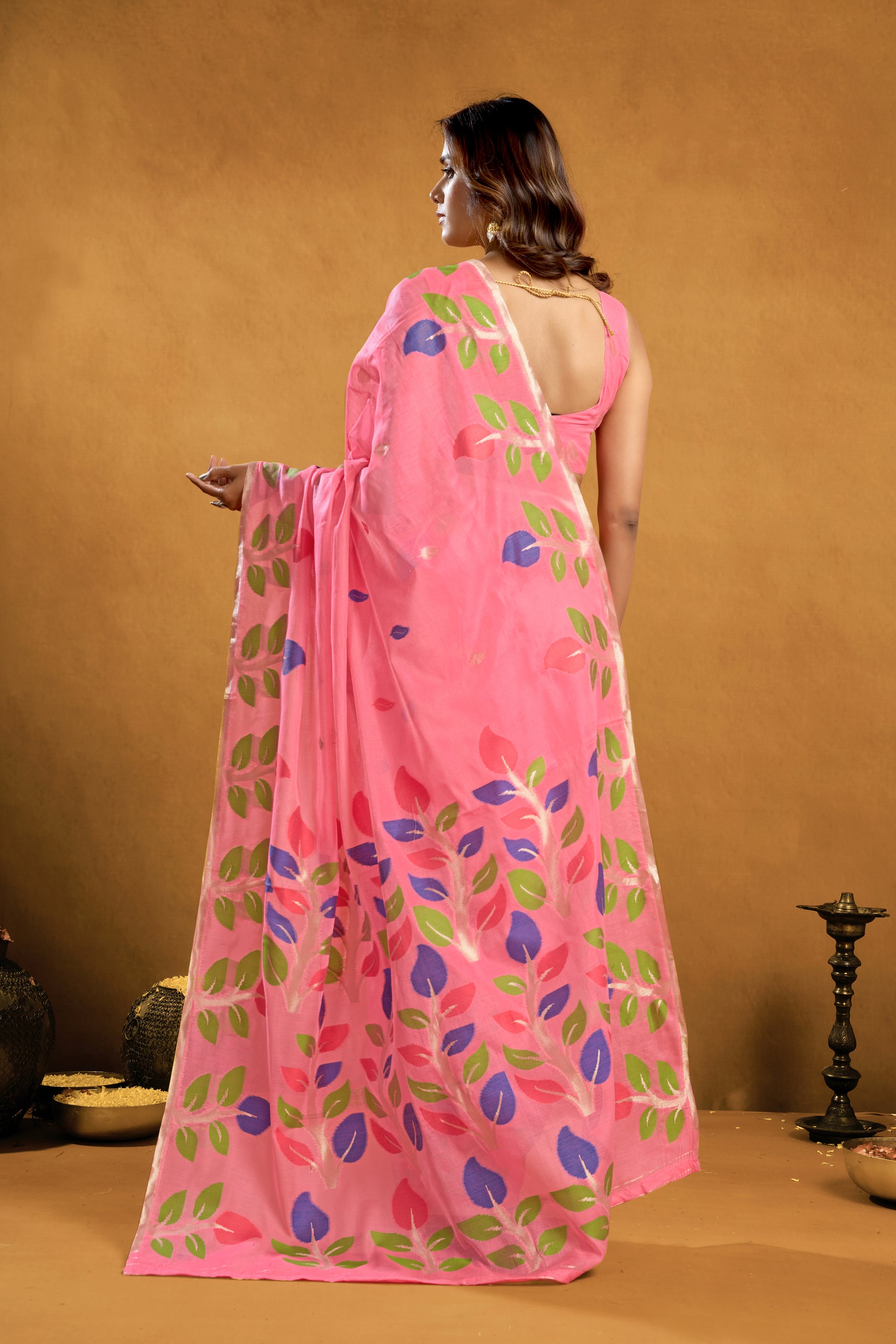Pure Cotton Spun Floral Jamdani Weave Saree
