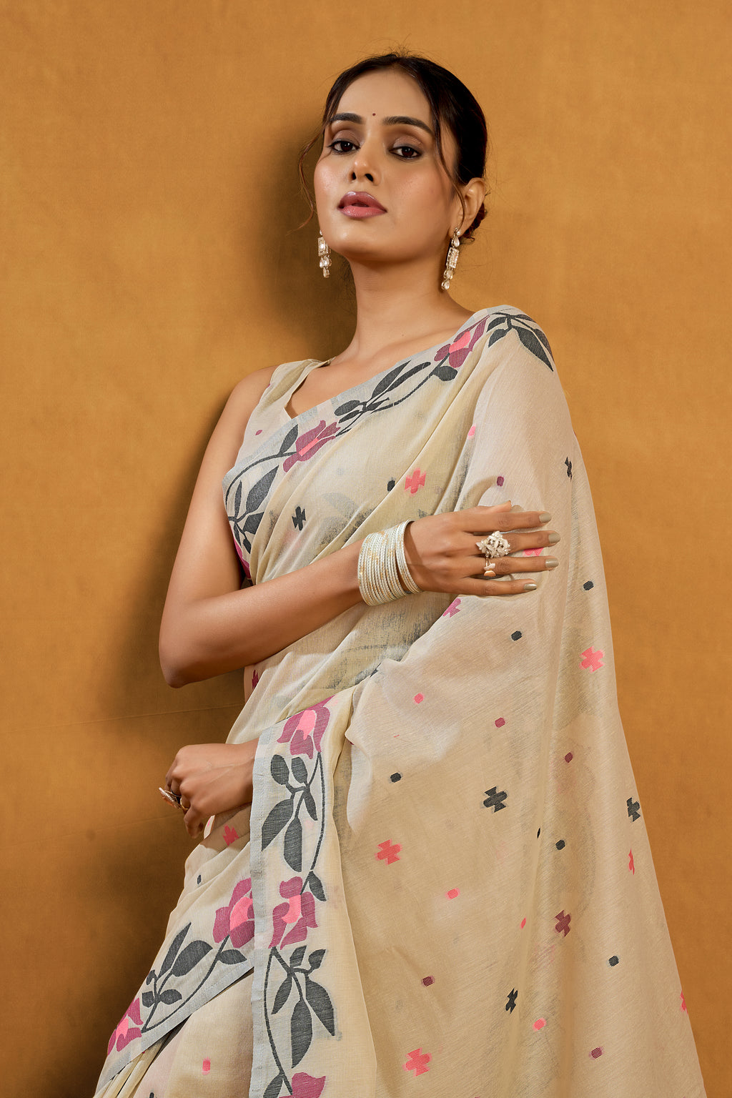 Pure Cotton Spun Floral Jamdani Saree