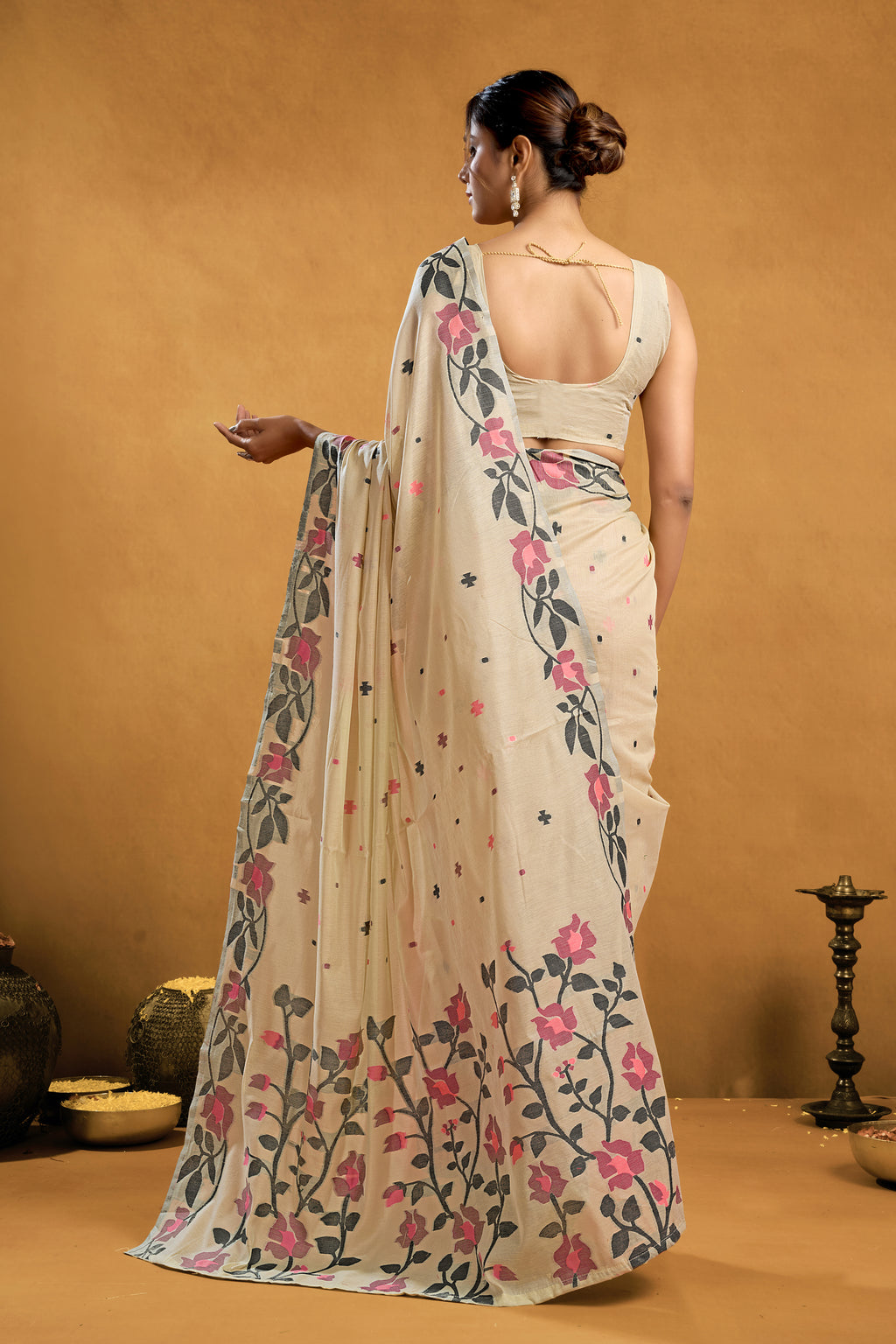 Pure Cotton Spun Floral Jamdani Saree