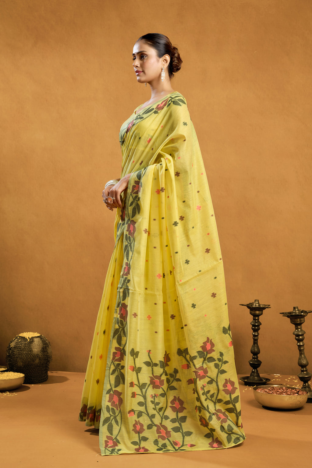 Pure Cotton Spun Floral Jamdani Saree