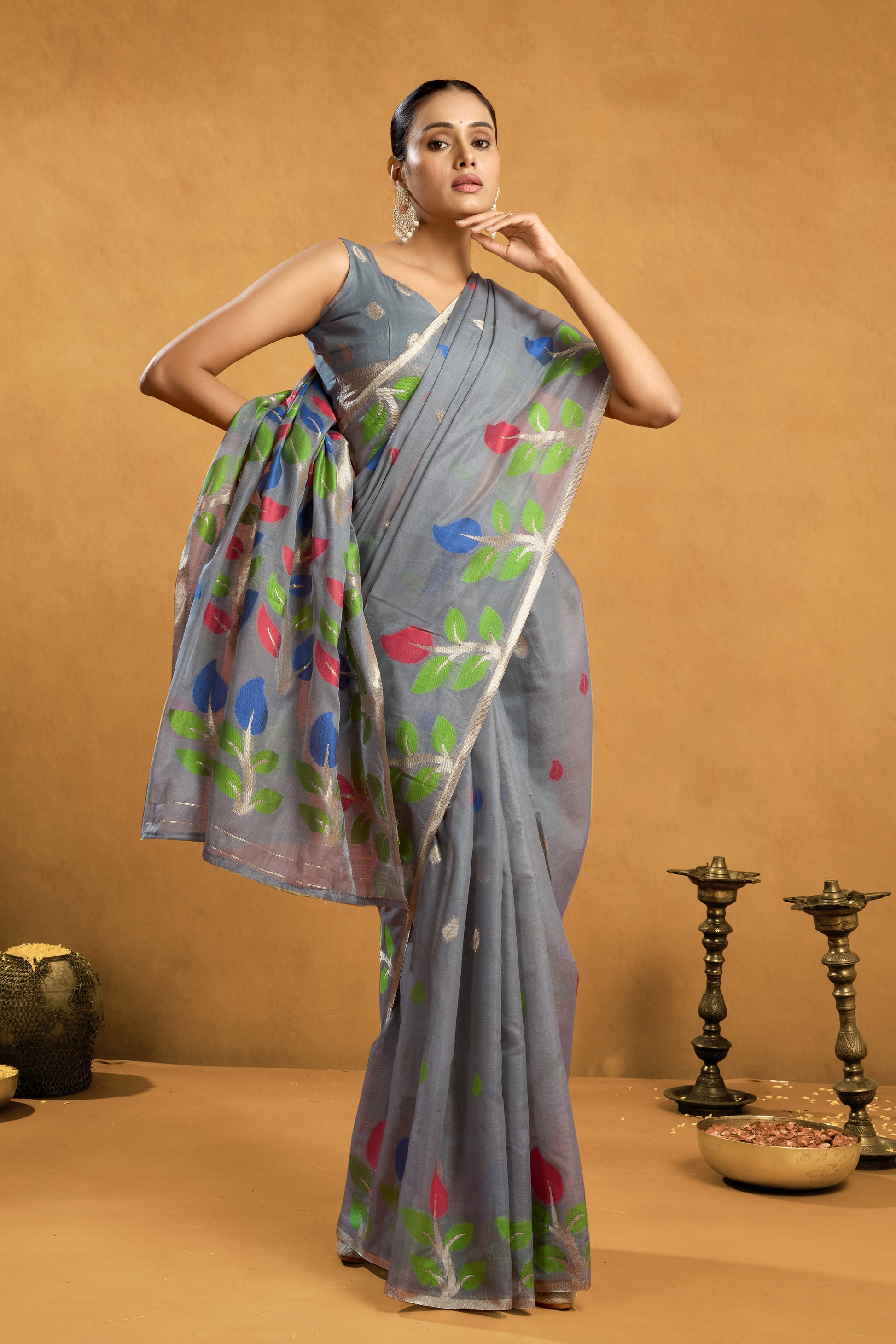 Pure Cotton Spun Floral Jamdani Weave Saree