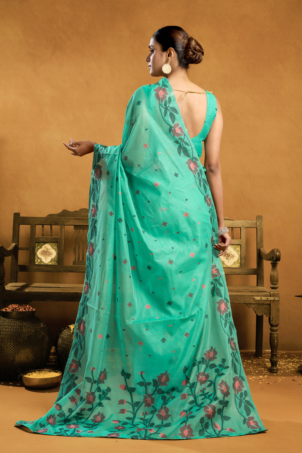 Pure Cotton Spun Floral Jamdani Saree