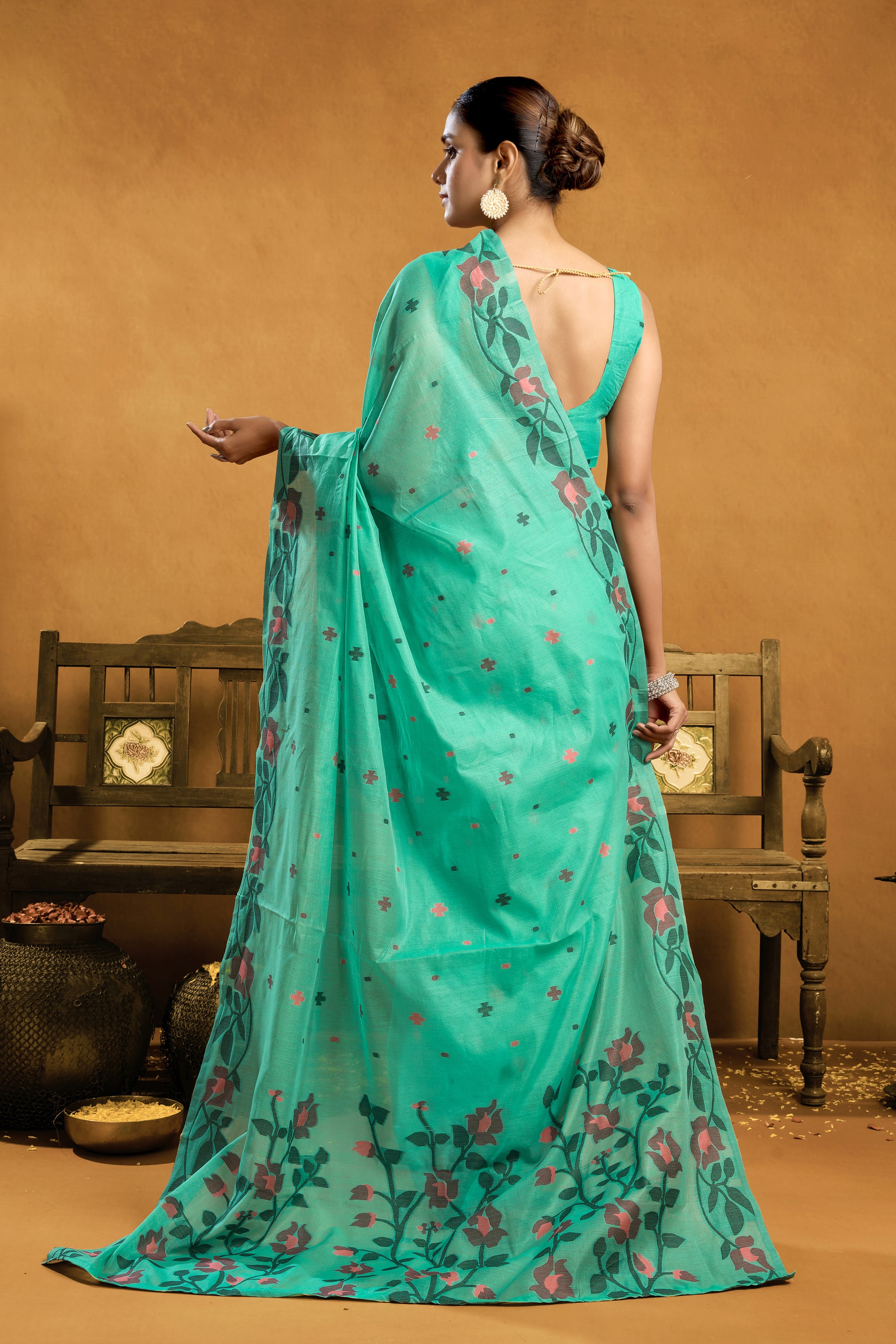 Pure Cotton Spun Floral Jamdani Saree