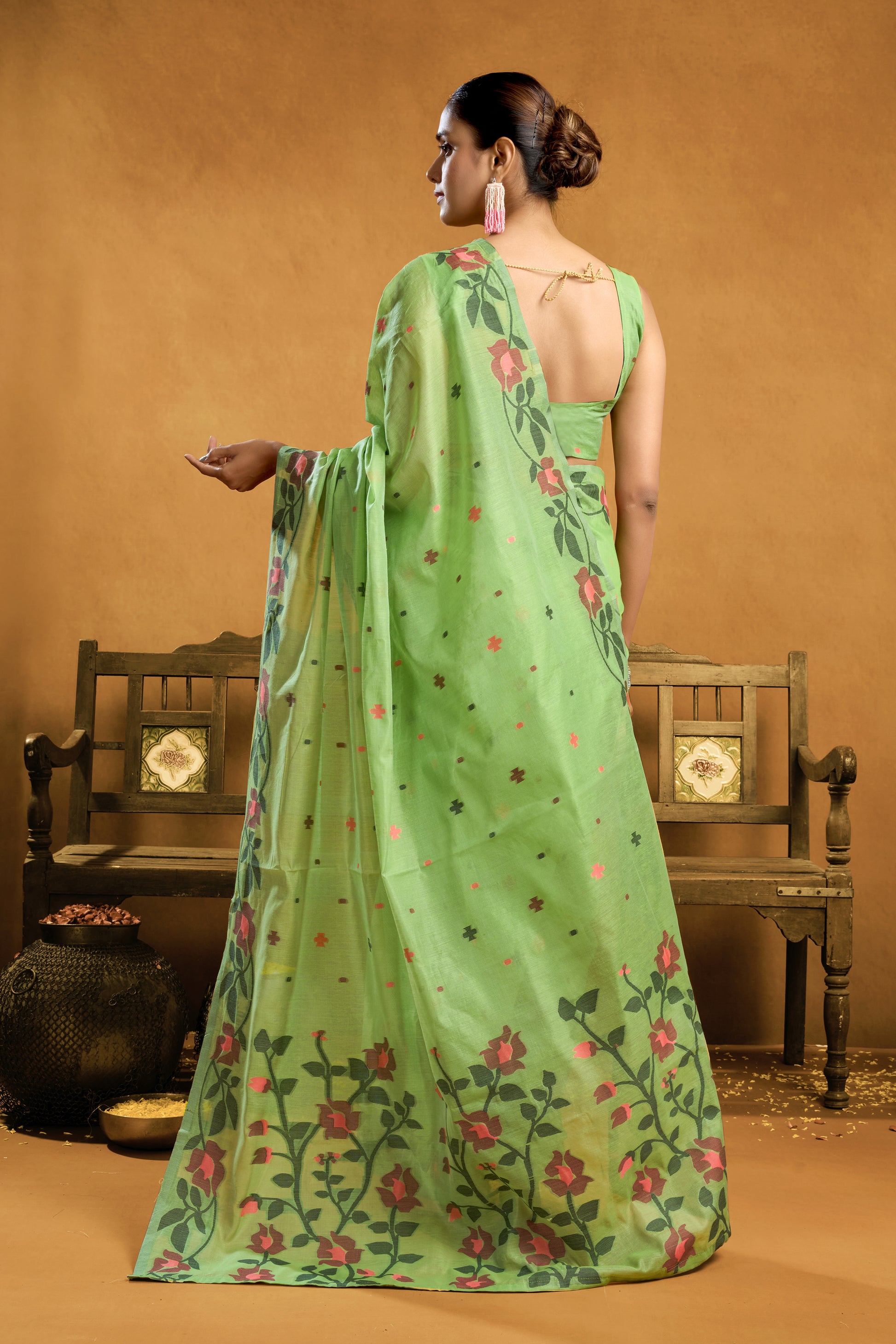 Pure Cotton Spun Floral Jamdani Saree