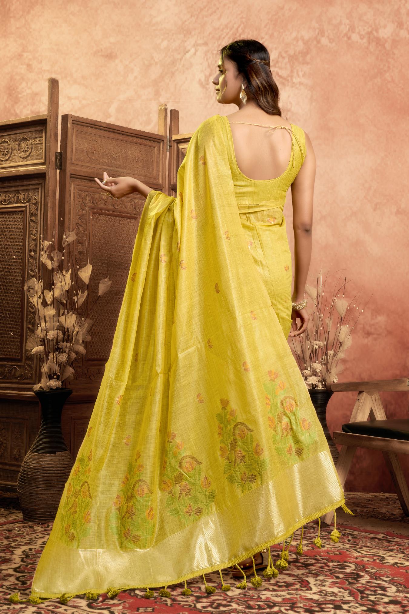 Pure Cotton Jamdani Saree with Zari Pallu Border & Matching Floral Weave Blouse