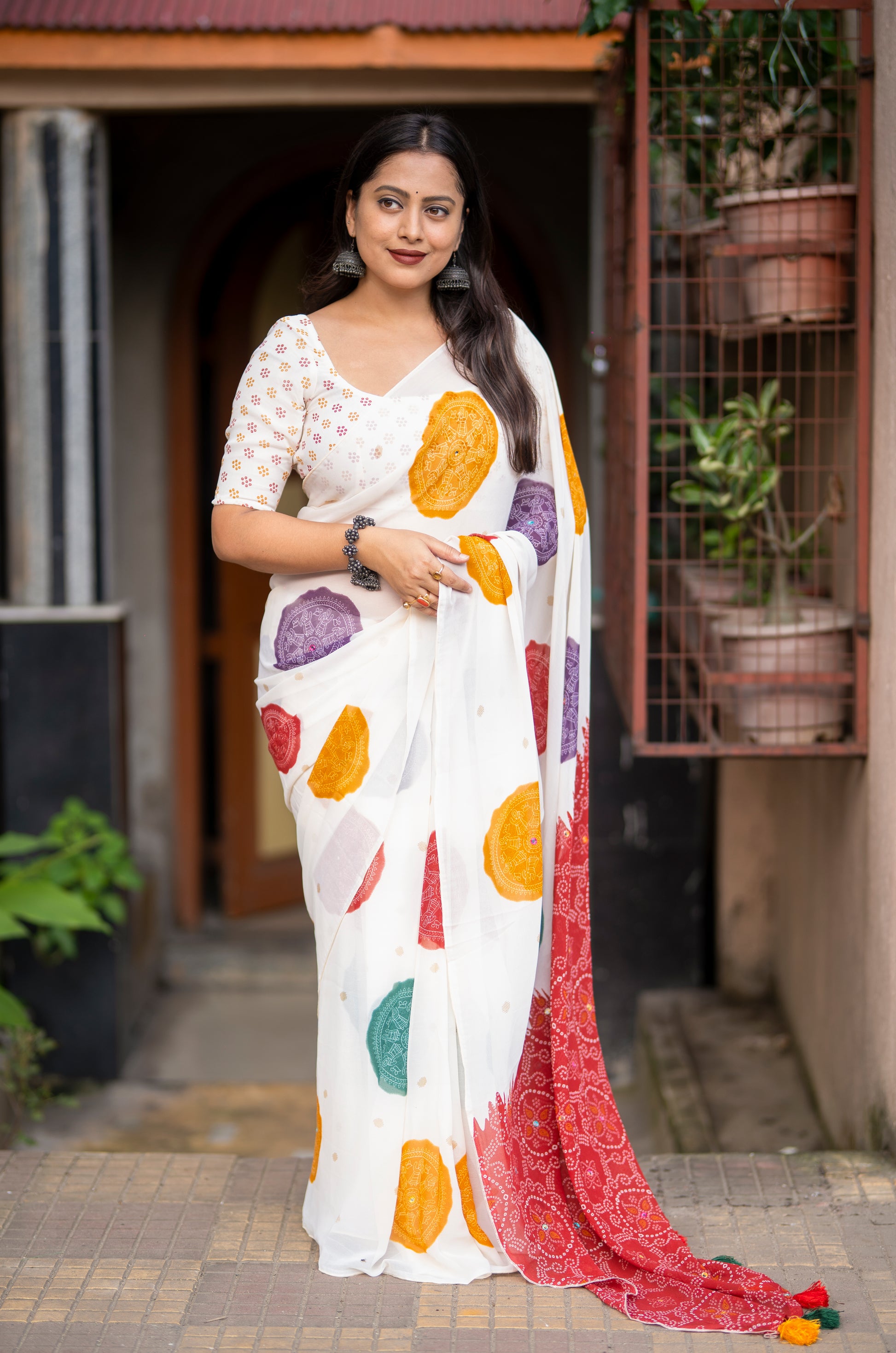 Off-White Bandhani Georgette Saree with Aari Mirror & Jhumka Pallu