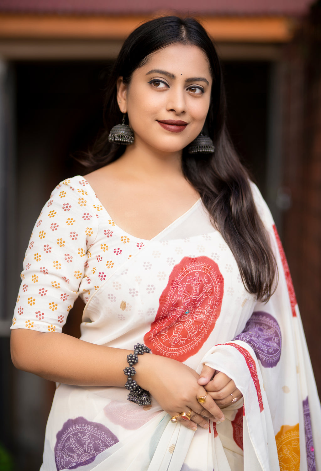 Off-White Bandhani Georgette Saree with Aari Mirror & Jhumka Pallu