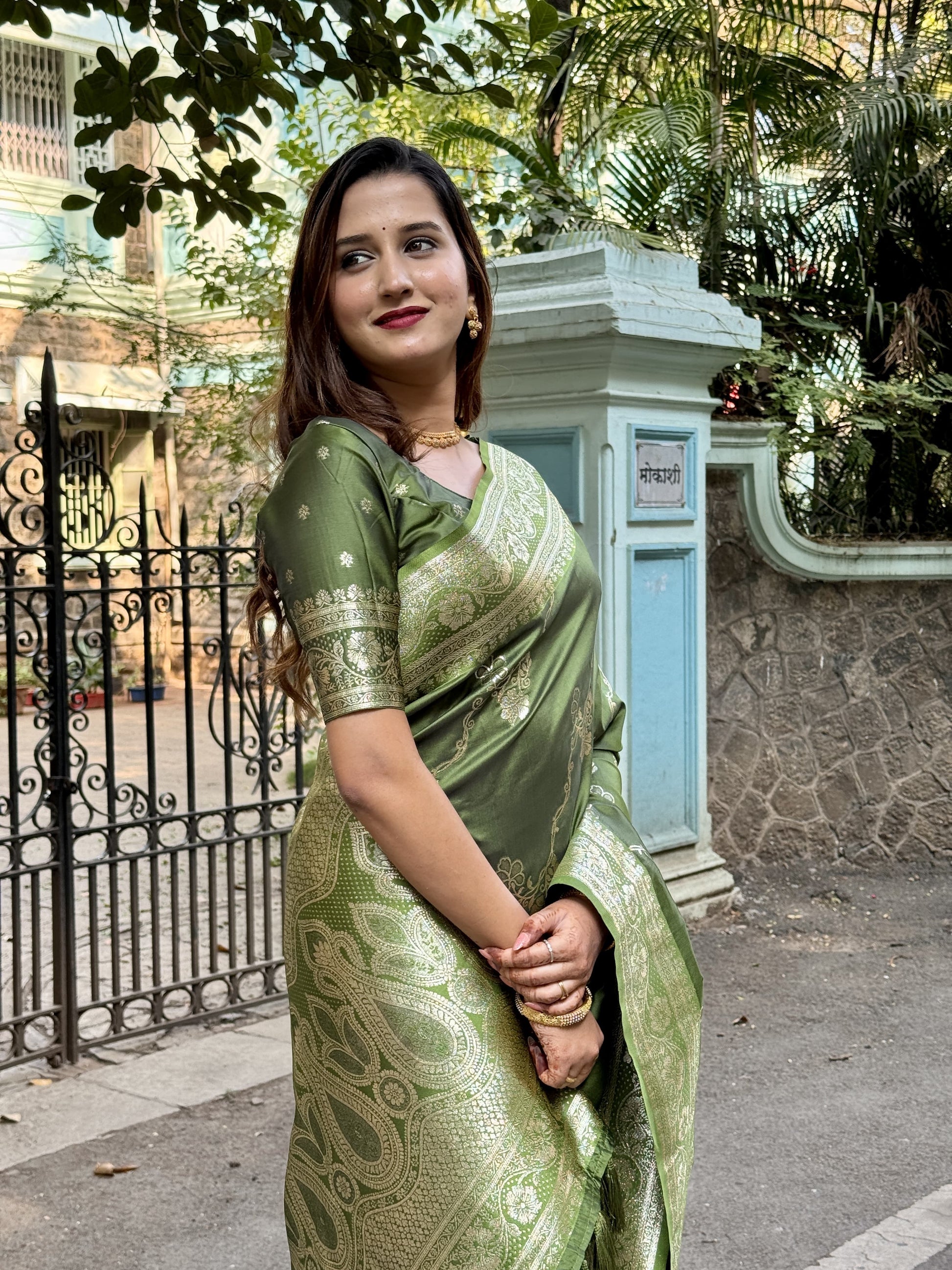 Banarasi Soft Silk Saree with Intricate Silver Zari Jaal & Regal Pallu