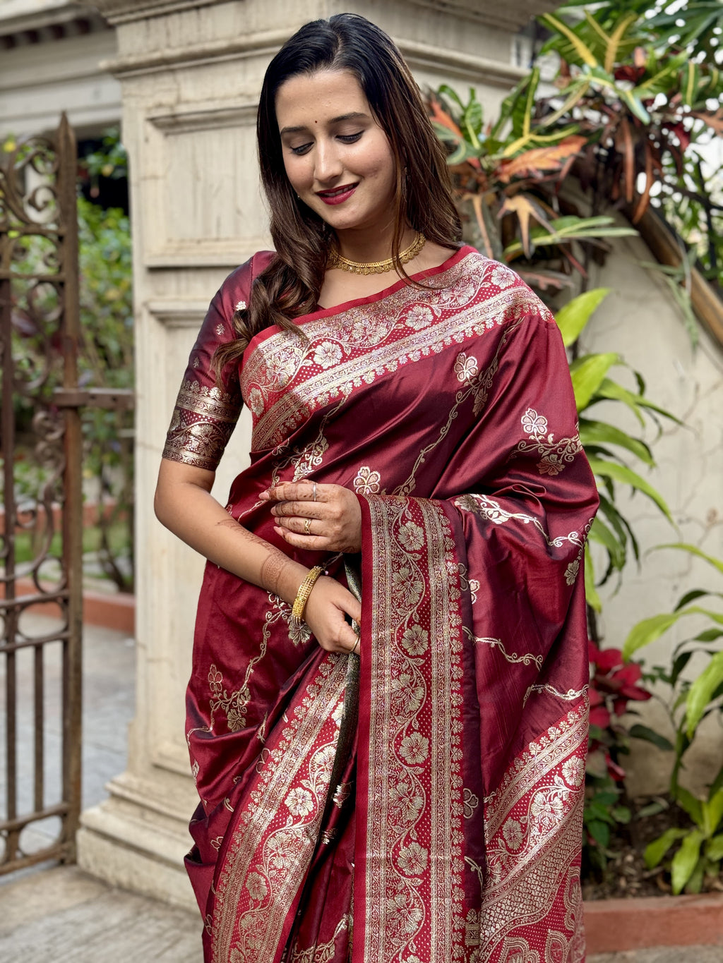 Banarasi Soft Silk Saree with Intricate Silver Zari Jaal & Regal Pallu