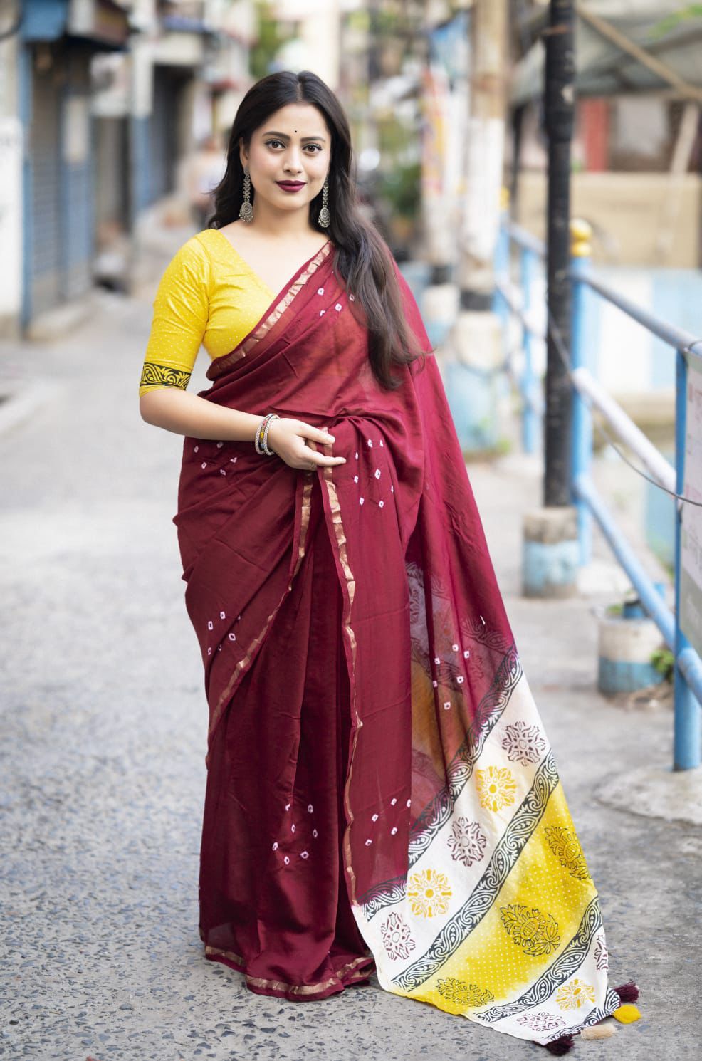 Handcrafted Bandhani Saree with Artistic Block Prints